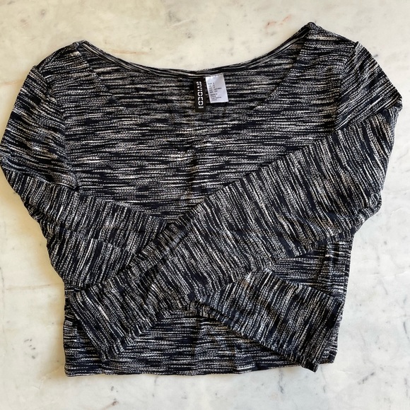 3/$15 H&M Crop Top, S - Picture 1 of 3